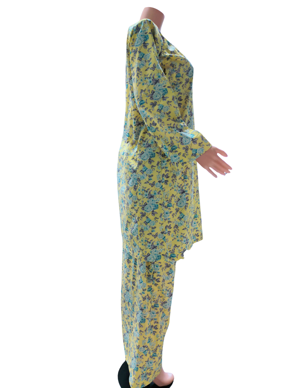 Baju Kurung Pesak Traditional Johor Kuning Muda